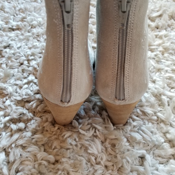 Matisse Springfield Embroidered Suede Bootie - Picture 4 of 8